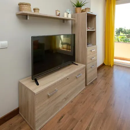 Soriano A- Cozy Family In Centre By Rafleys *